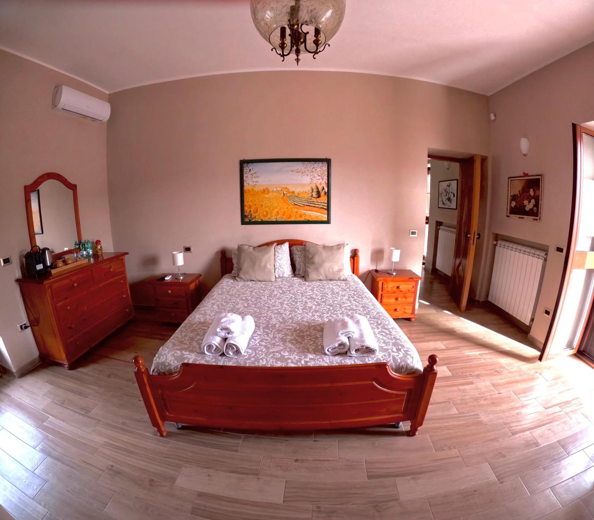 B&B A Casa Di Maybe Caserta Ngoại thất bức ảnh