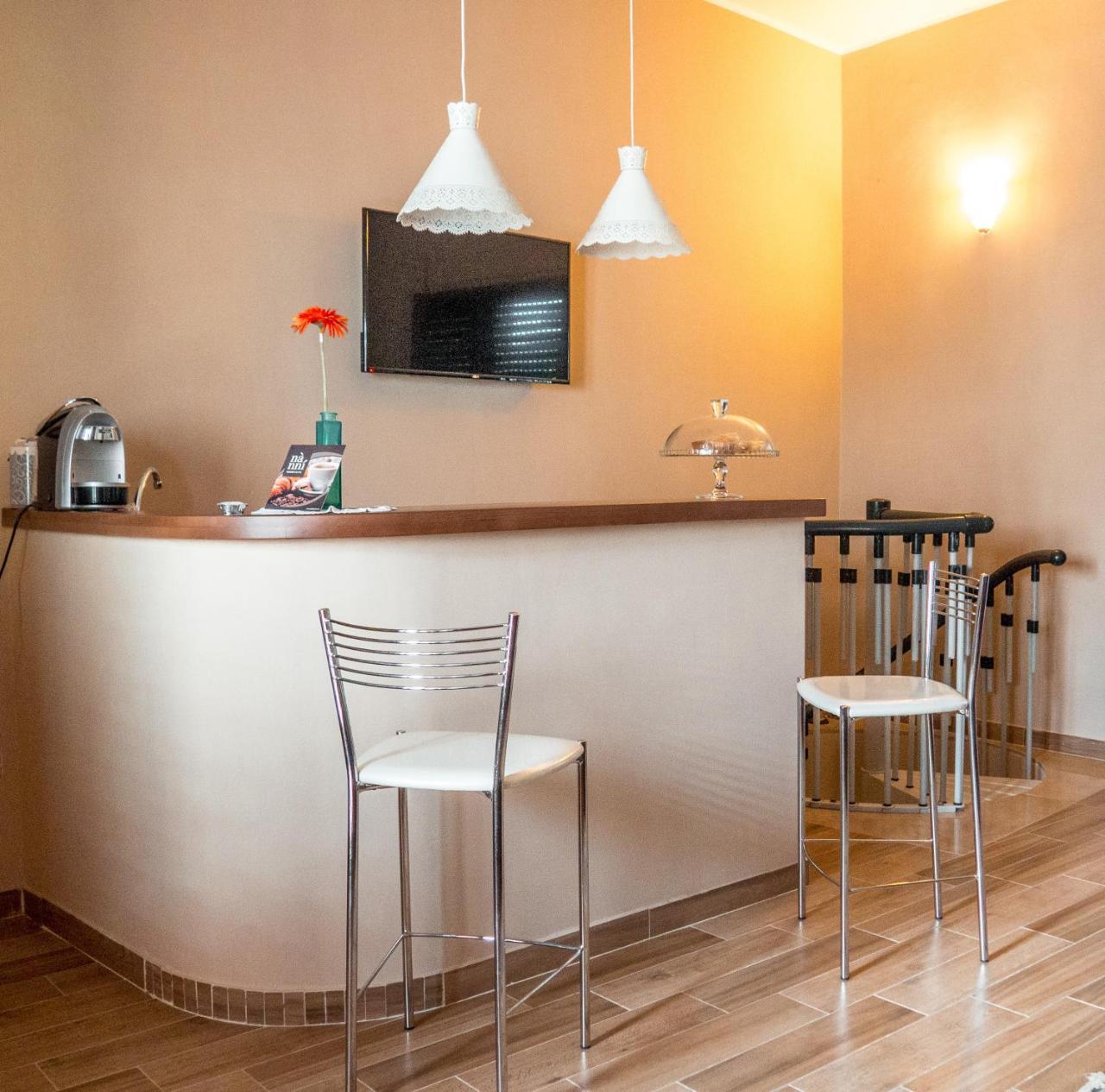 B&B A Casa Di Maybe Caserta Ngoại thất bức ảnh